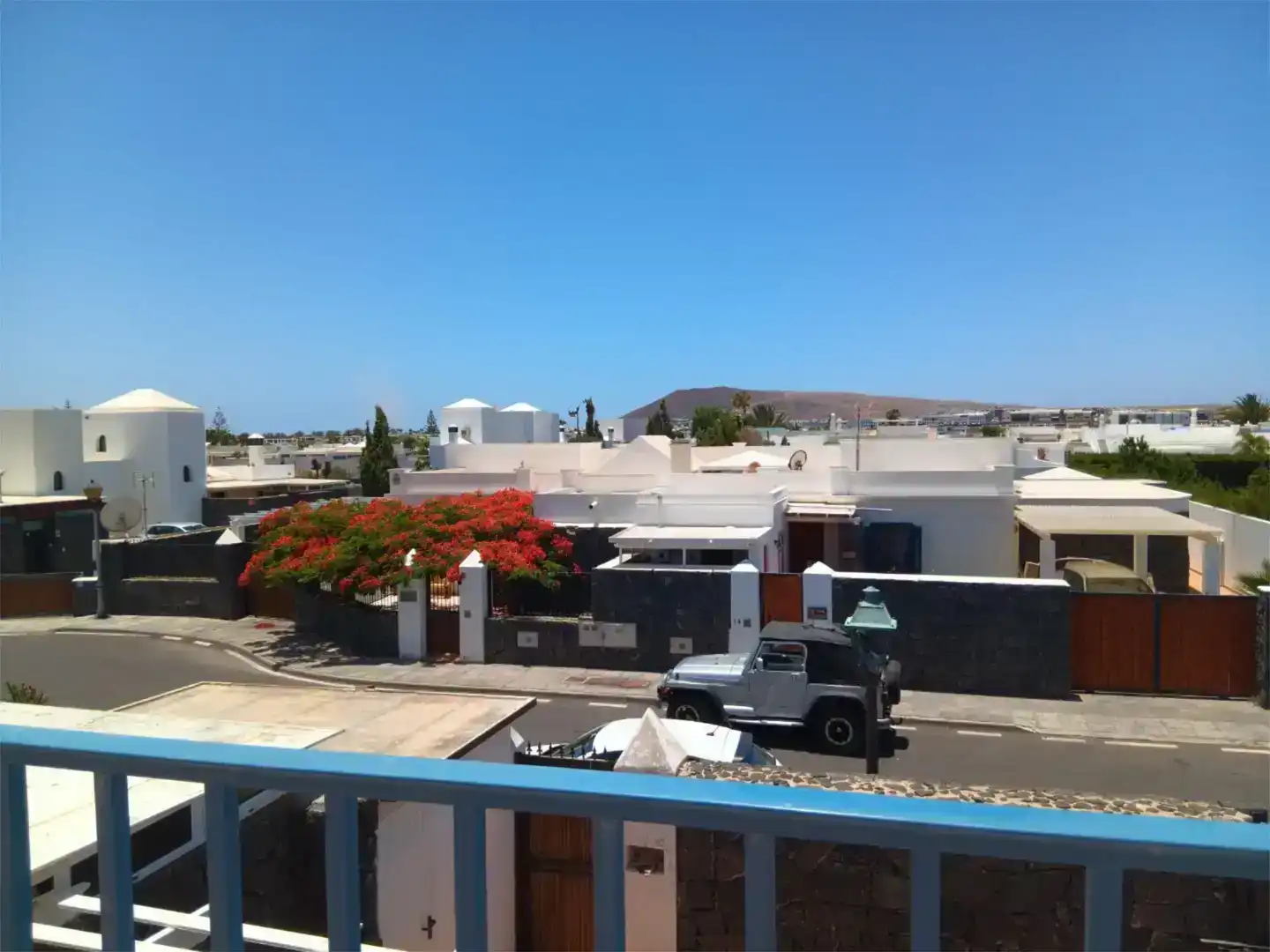 Vista exterior de Casa o xalet en venda en Yaiza amb Aire condicionat, Jardí privat i Traster