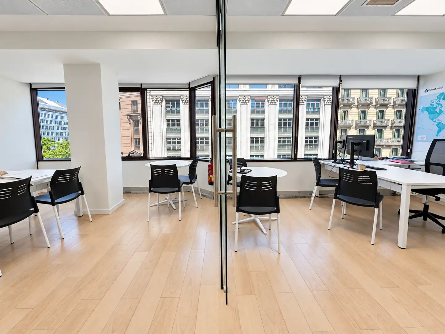 Office for rent in Barcelona  with Air Conditioner and Heating