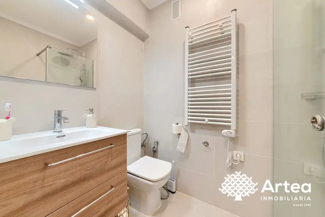 Flat for sale in Zorrotza