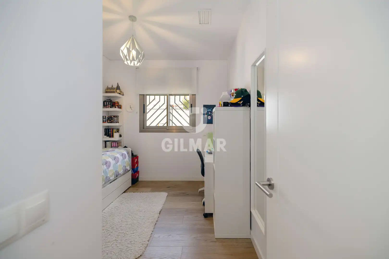 Habitación de Piso en venta en Torremolinos con Calefacción, Jardín privado y Trastero