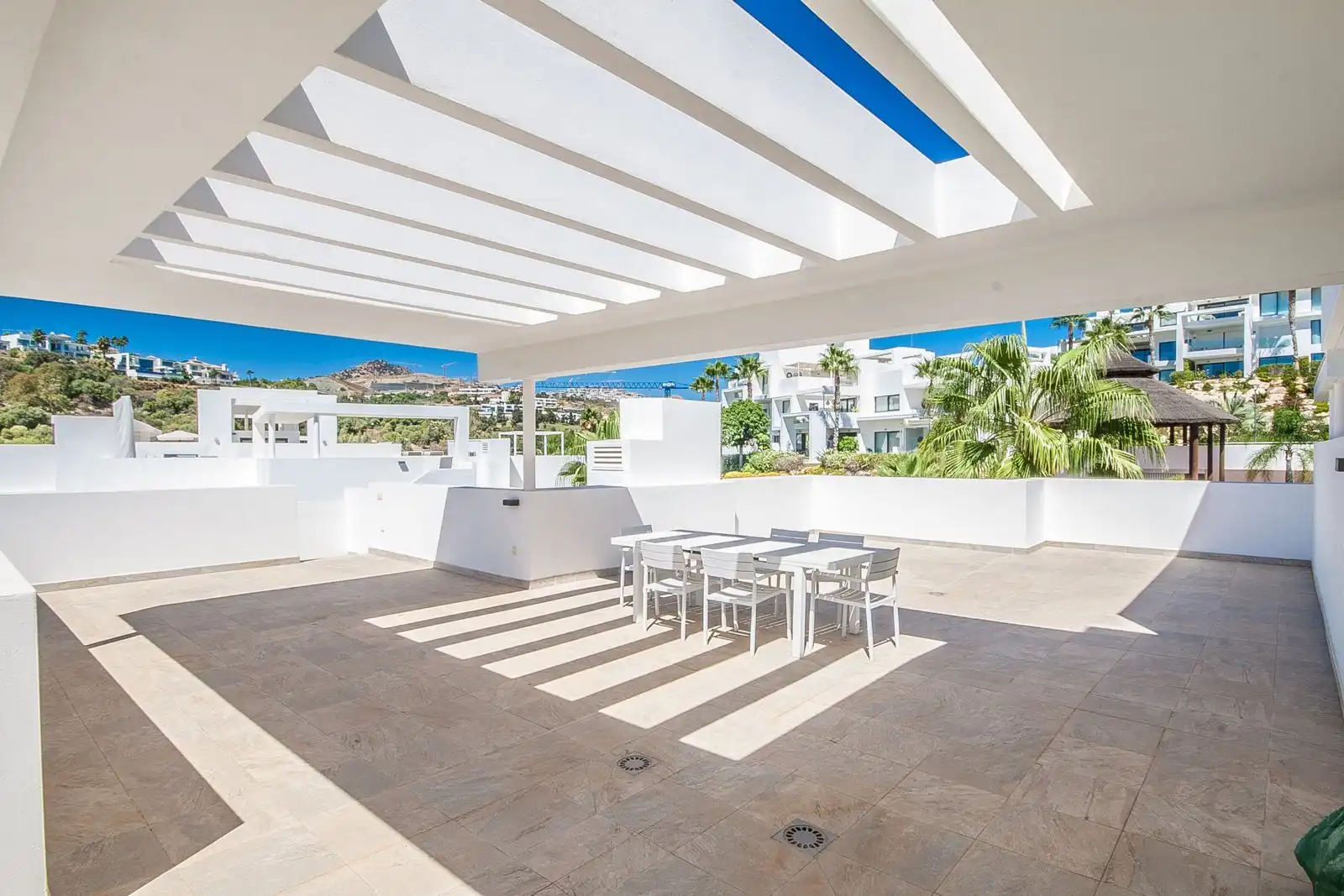 Terrassa de Apartament en venda en Estepona amb Aire condicionat, Traster i Piscina