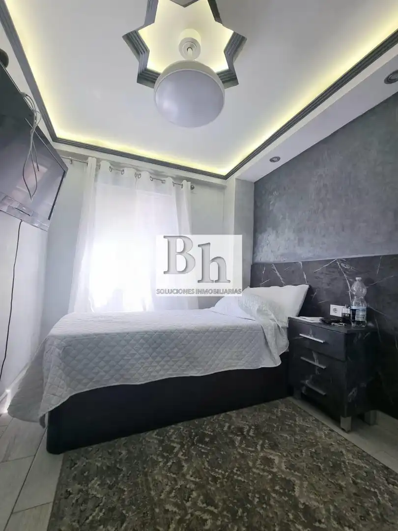 Habitación de Piso en venta en Málaga con Aire acondicionado y Terraza