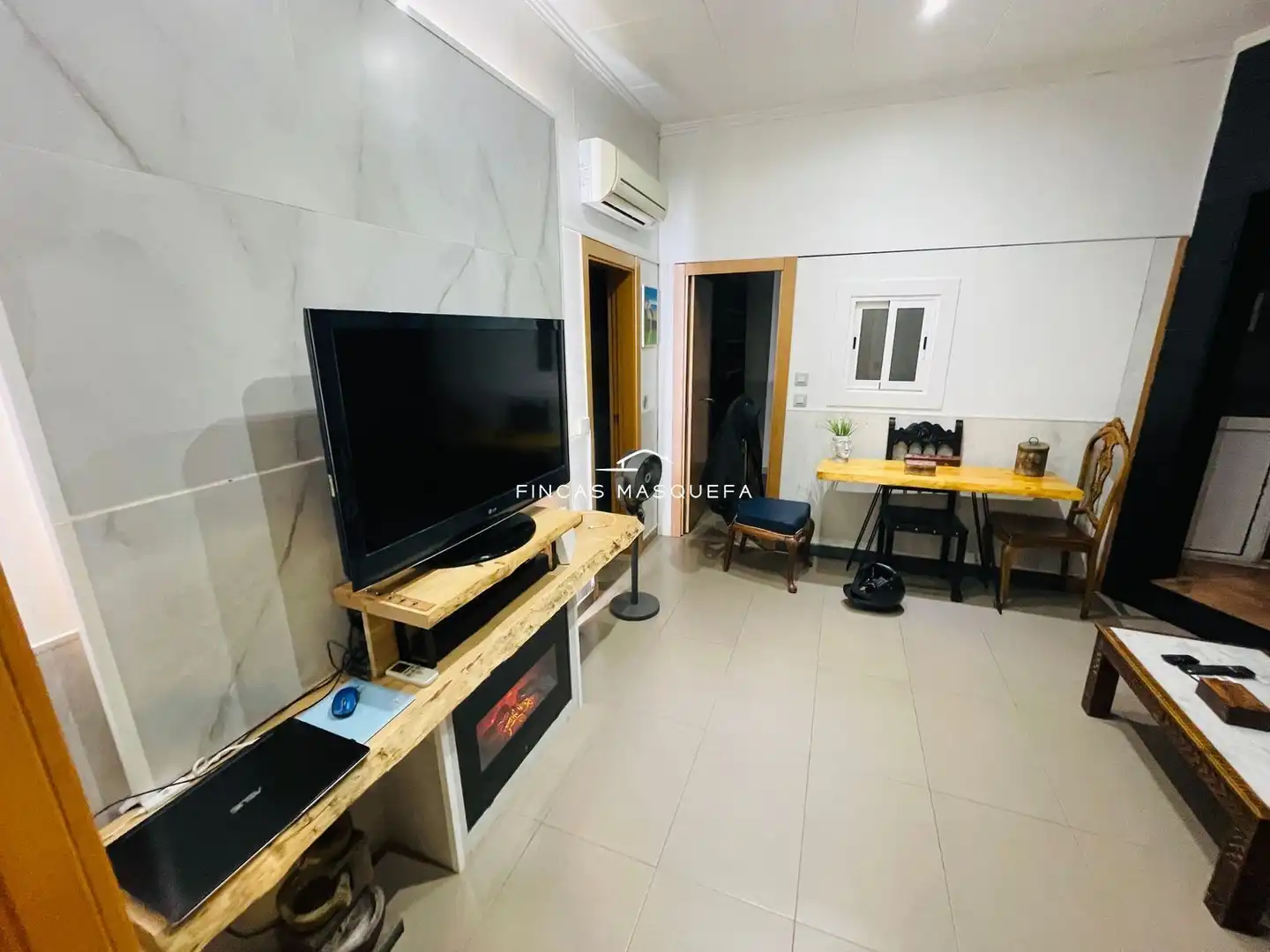 Piso en venta en L'Hospitalet de Llobregat con Aire acondicionado y Terraza