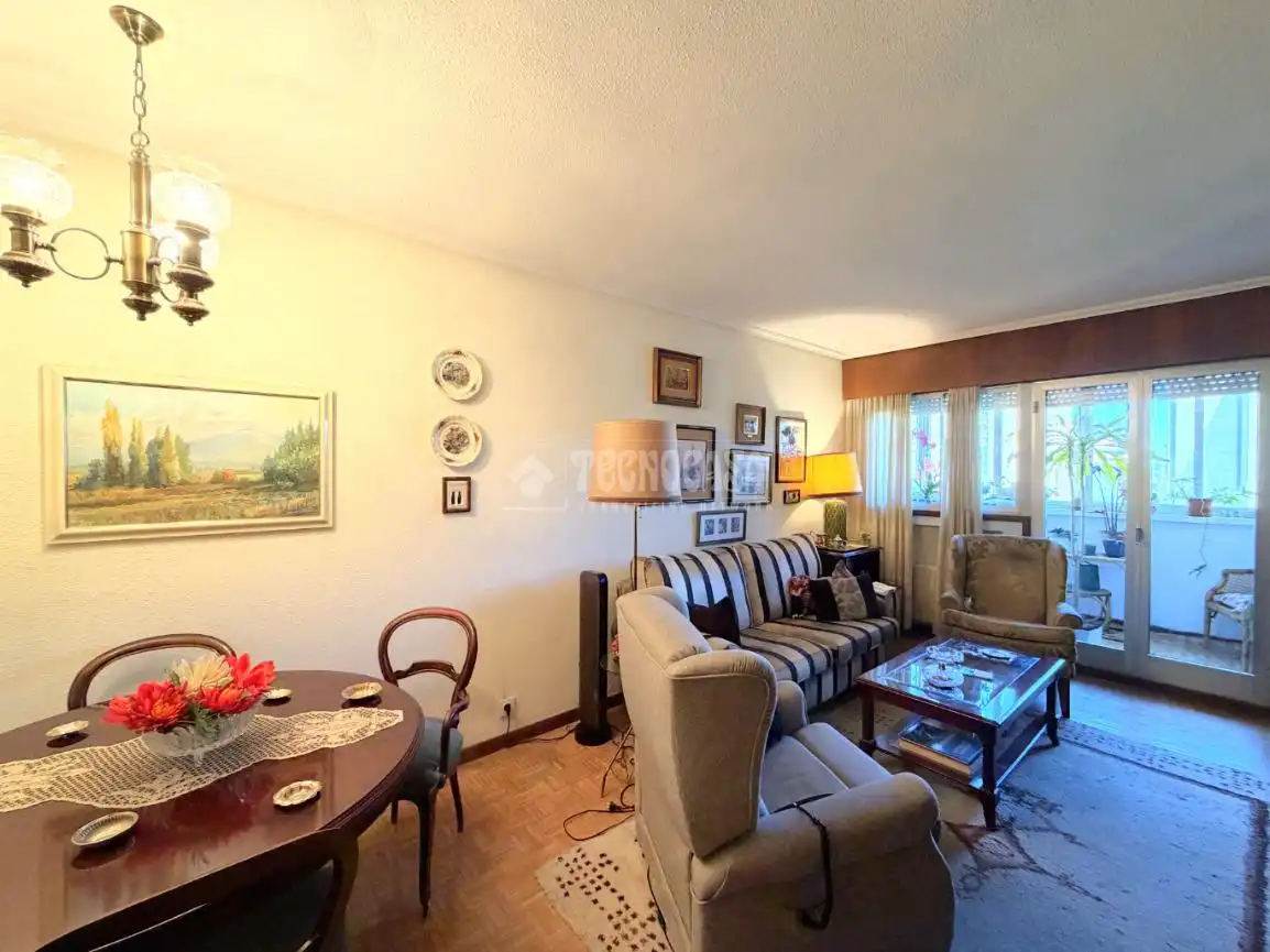 Wohnzimmer von Wohnung zum Verkauf in Madrid mit Heizung, Privatgarten und Schwimmbad
