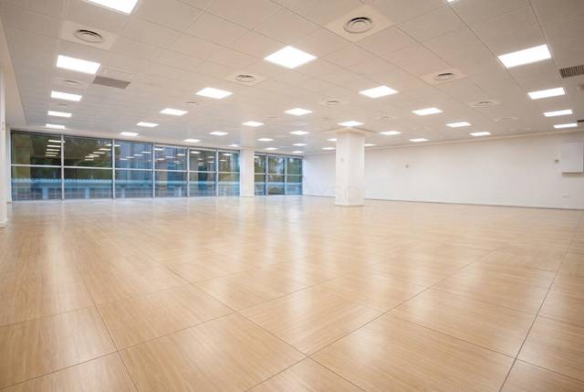 Oficina en Venta en Avenida Avinguda Corts Catalanes en Roquetes - Can Magí