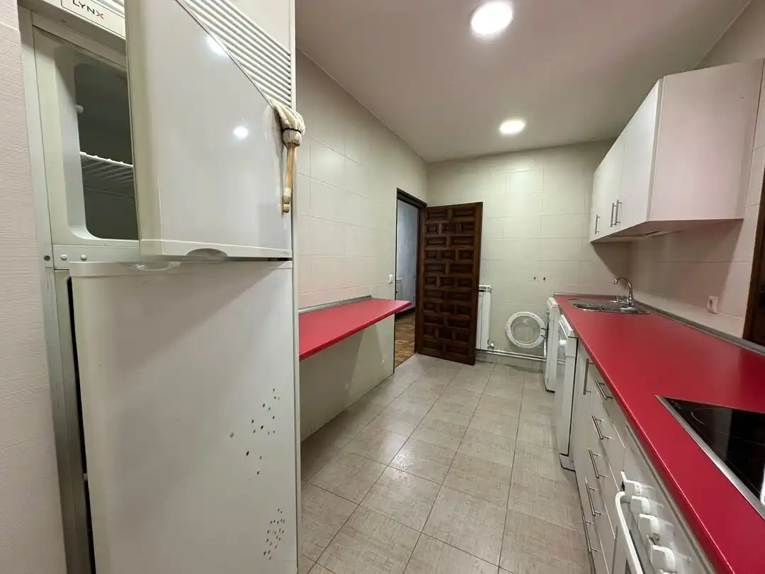 Küche von Wohnung zur Miete in Toledo mit Klimaanlage, Heizung und Terrasse