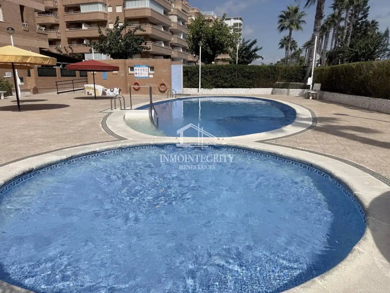Vista exterior de Apartament en venda en Oropesa del Mar / Orpesa amb Aire condicionat, Terrassa i Moblat