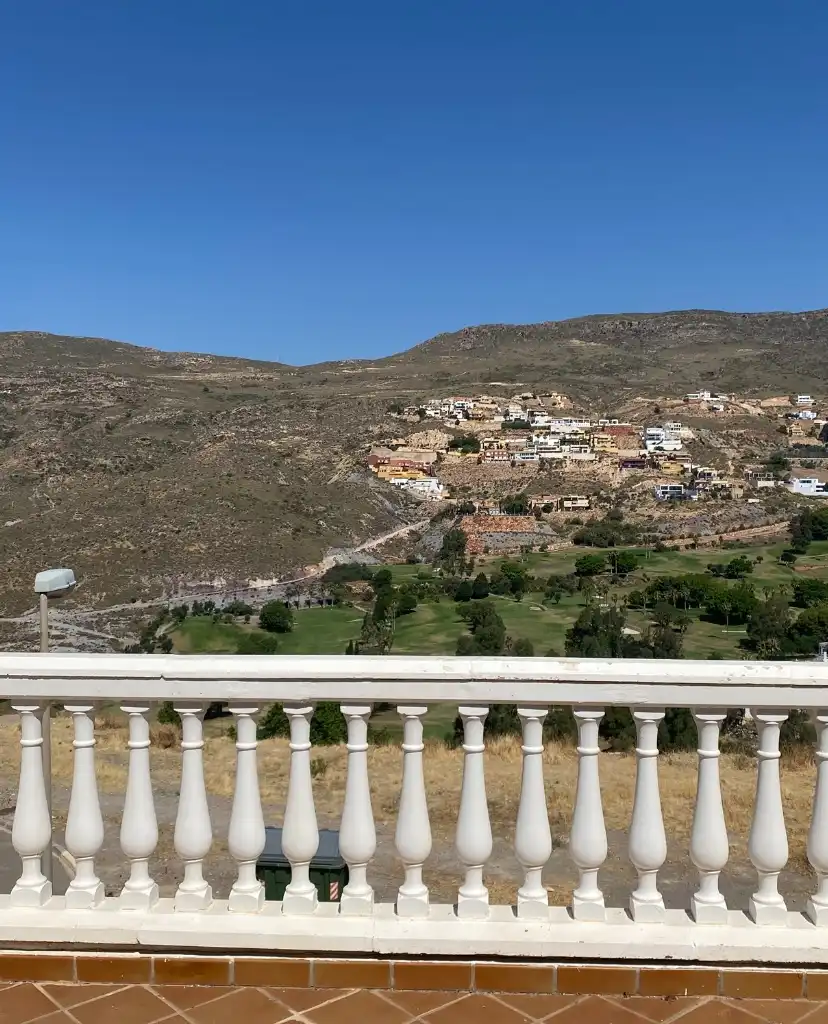 Adossat amb terrassa en venda a La Envía, imagen 3