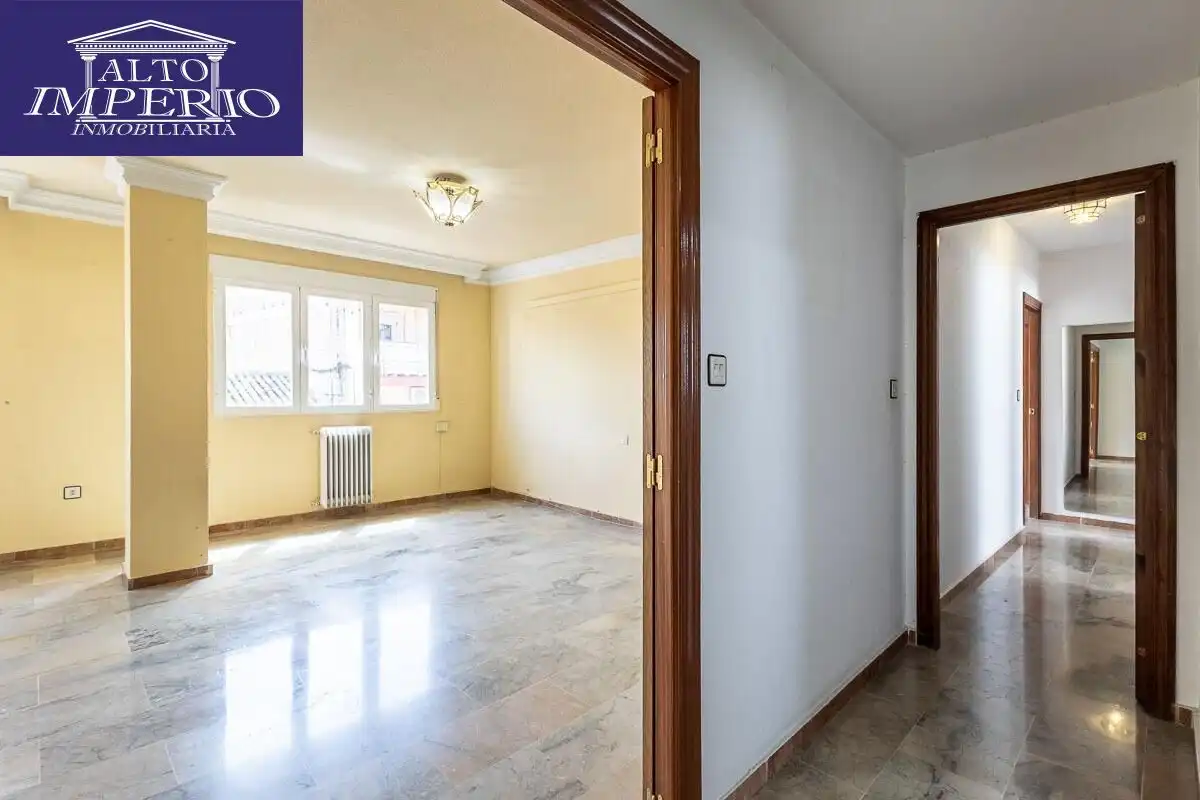 Piso con ascensor en venta en Calle MARQUES DE MONDEJAR, imagen 8