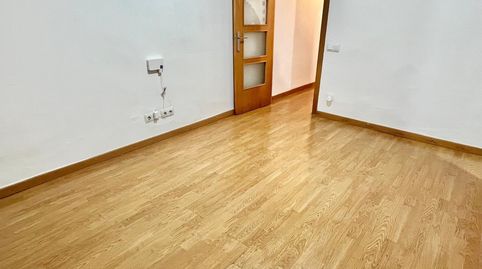 Foto 2 de Planta baja en venta en Rambla Sant Jordi, Can Mas, Ripollet