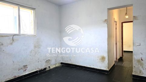 Foto 2 de Piso en venta en Calle Ezequiel Peñalver, Aeropuerto, Madrid Capital