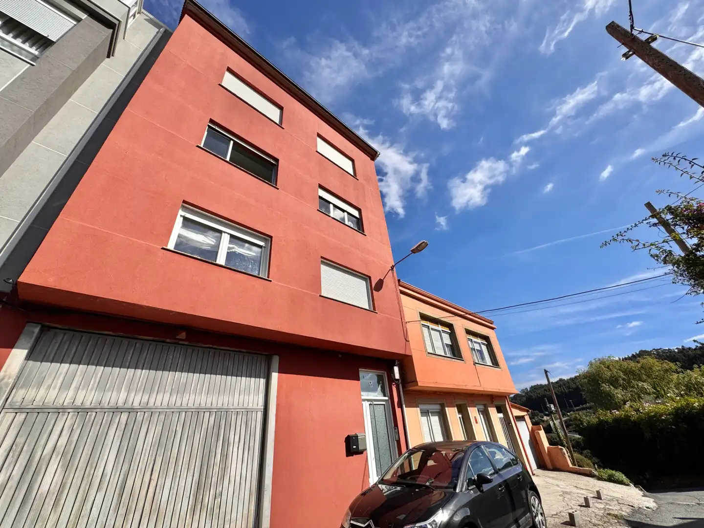 Vista exterior de Piso en venta en Pastoriza