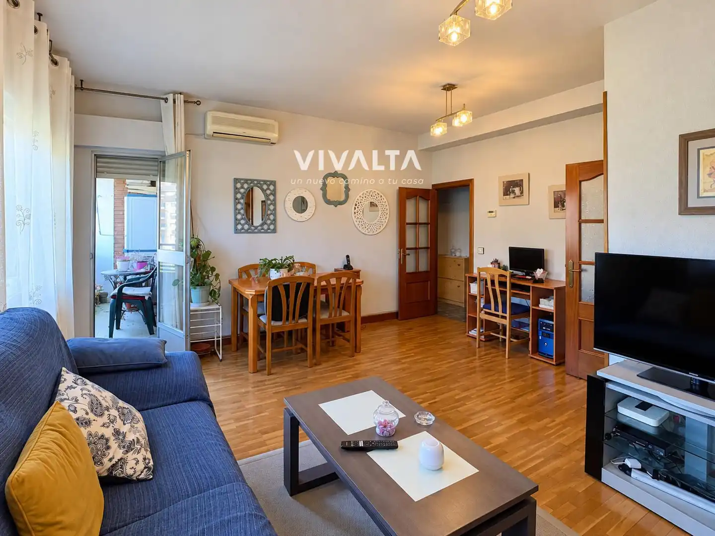Flat with lift for sale in Vía Lusitana, imagen 2