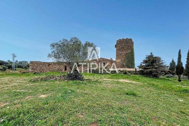 Piso en Venta en Diseminado Aforess en Almadrava - Canyelles - Puig-Rom
