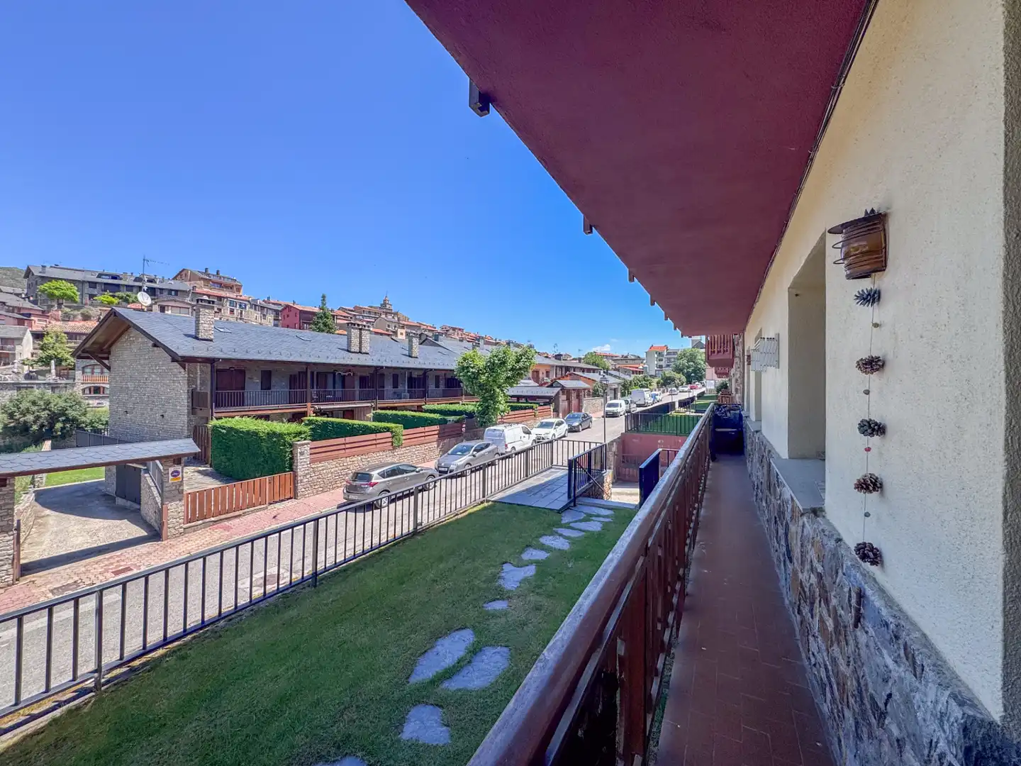 Außenansicht von Erdgeschoss zum Verkauf in Bellver de Cerdanya mit Heizung, Parkett und Balkon