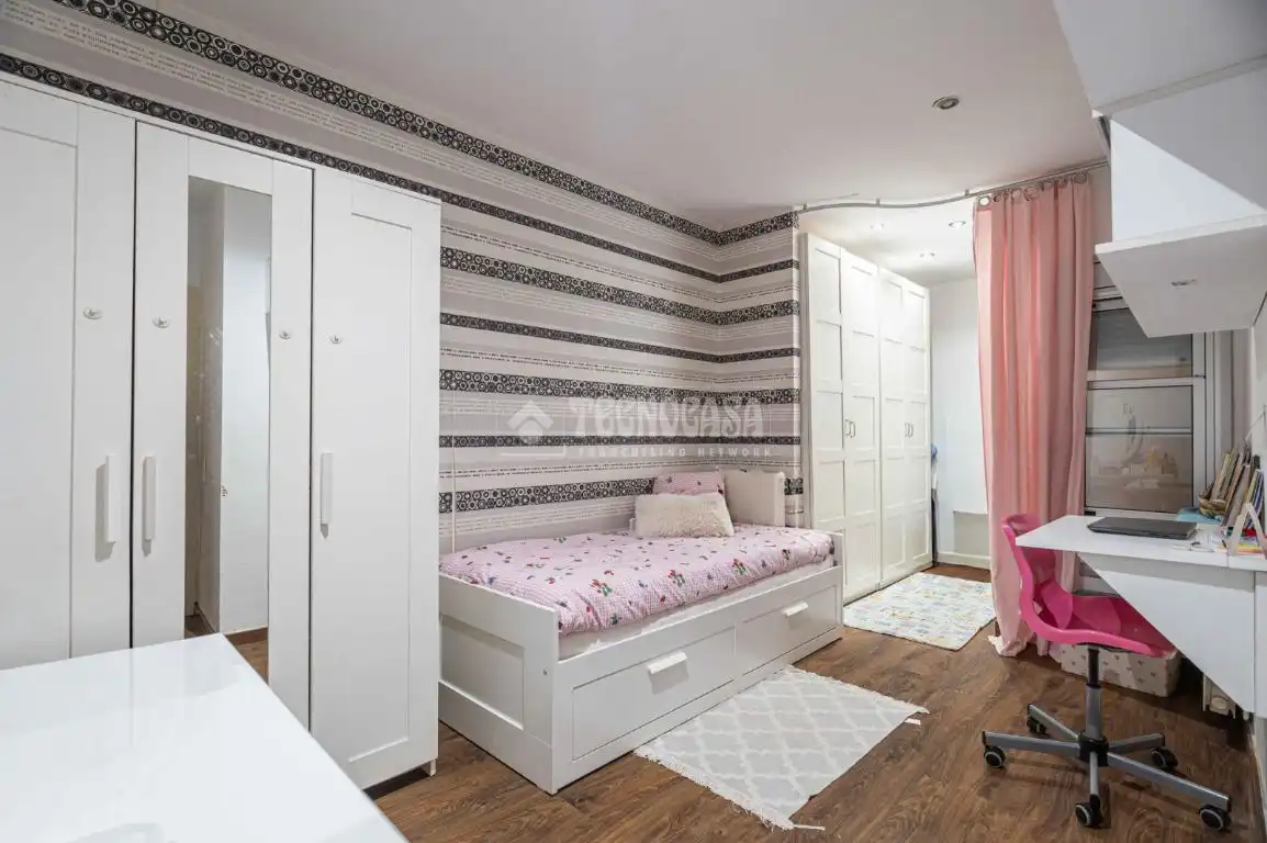 Habitación de Piso en venta en Sant Vicenç Dels Horts con Aire acondicionado, Calefacción y Terraza