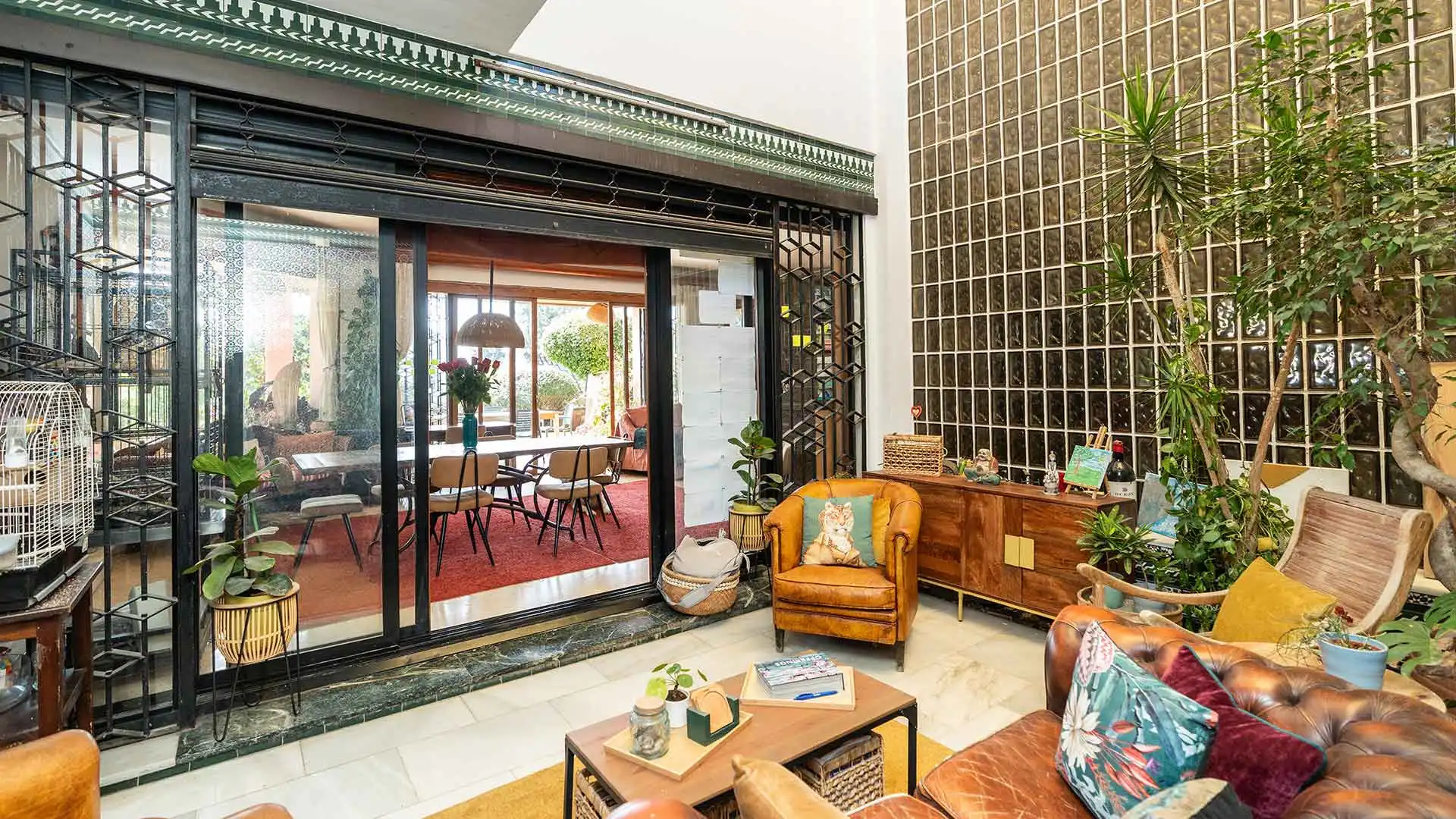 Living room of Houses for sale in Marbella  with Air Conditioner, Private garden and Terrace
