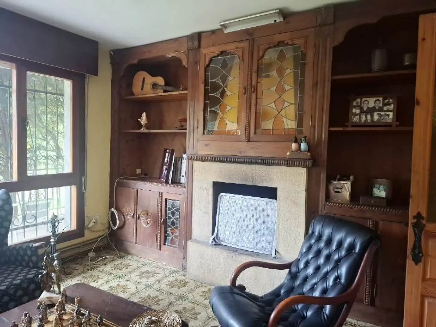 Sala de estar de Casa o chalet en venta en Los Tojos  con Calefacción y Parquet