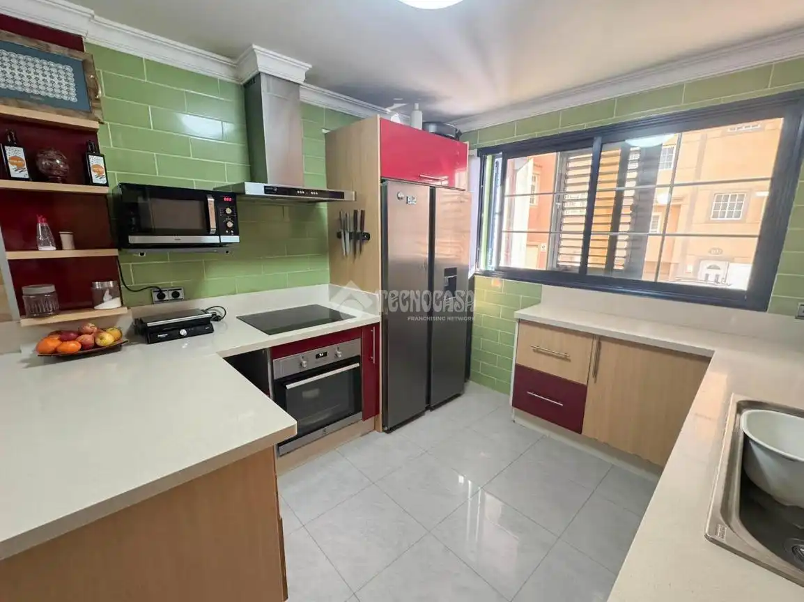 Kitchen of Flat for sale in Agüimes  with Air Conditioner