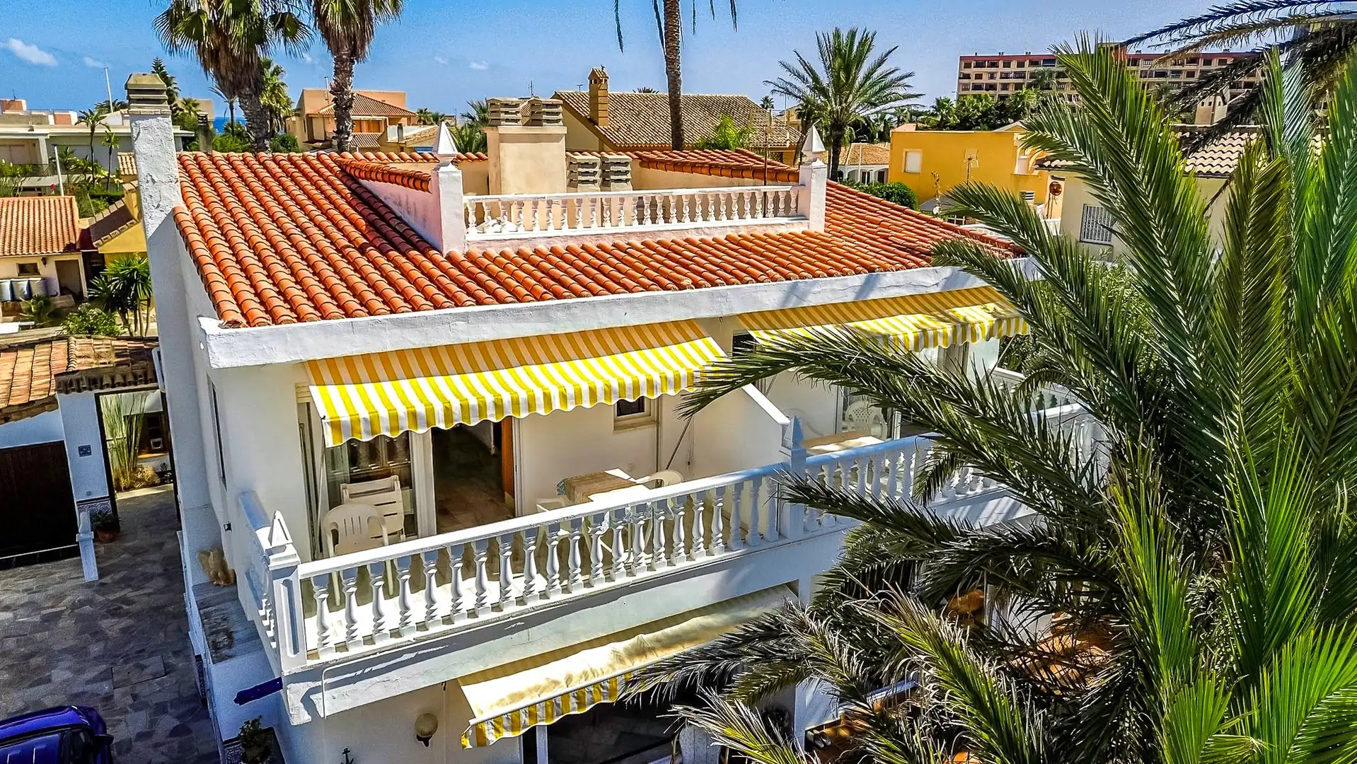 Exterior view of Houses for sale in La Manga del Mar Menor  with Air Conditioner and Terrace