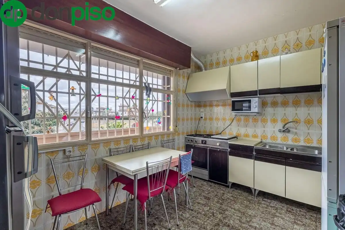 Casa con terrazza in vendita a Avenida HUETOR VEGA, imagen 12