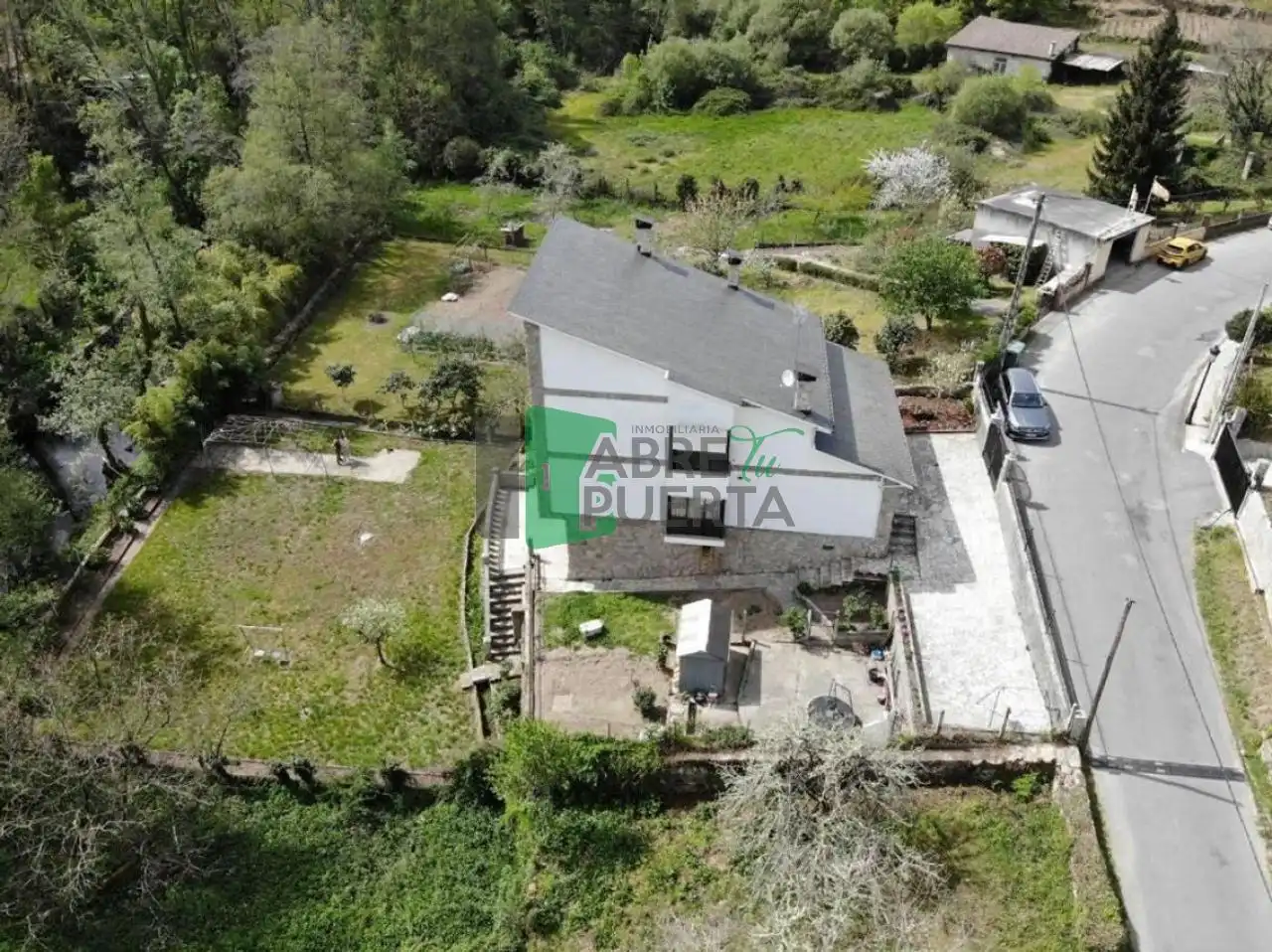 Chalet con jardín en venta en O Pereiro de Aguiar, imagen 4