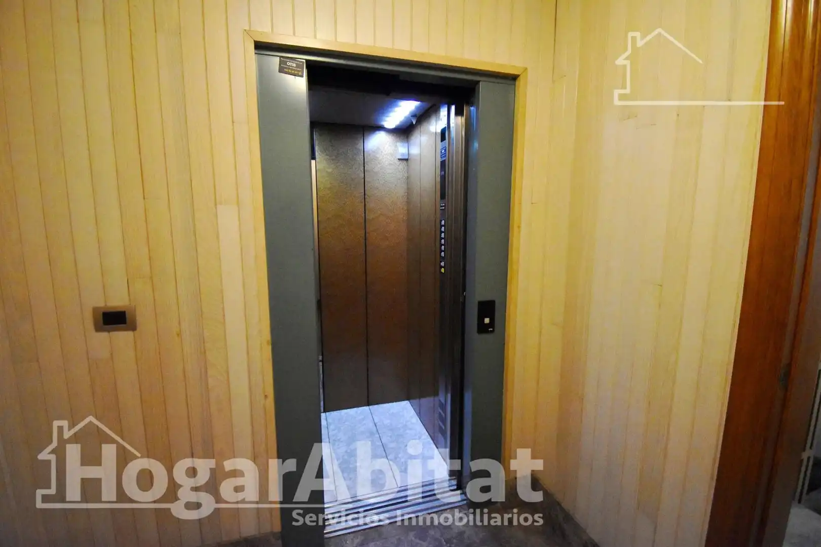 Piso en venta en Burriana / Borriana con Calefacción, Parquet y Terraza
