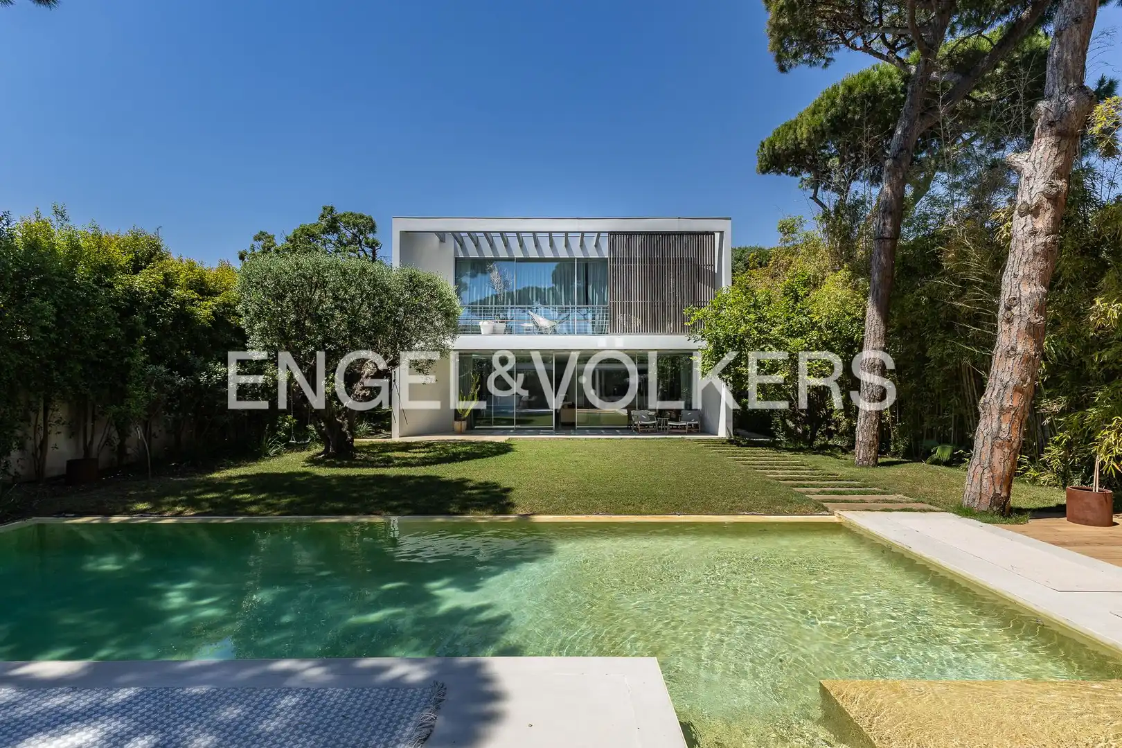 Außenansicht von Haus oder Chalet zur Miete in Castelldefels mit Klimaanlage, Heizung und Privatgarten