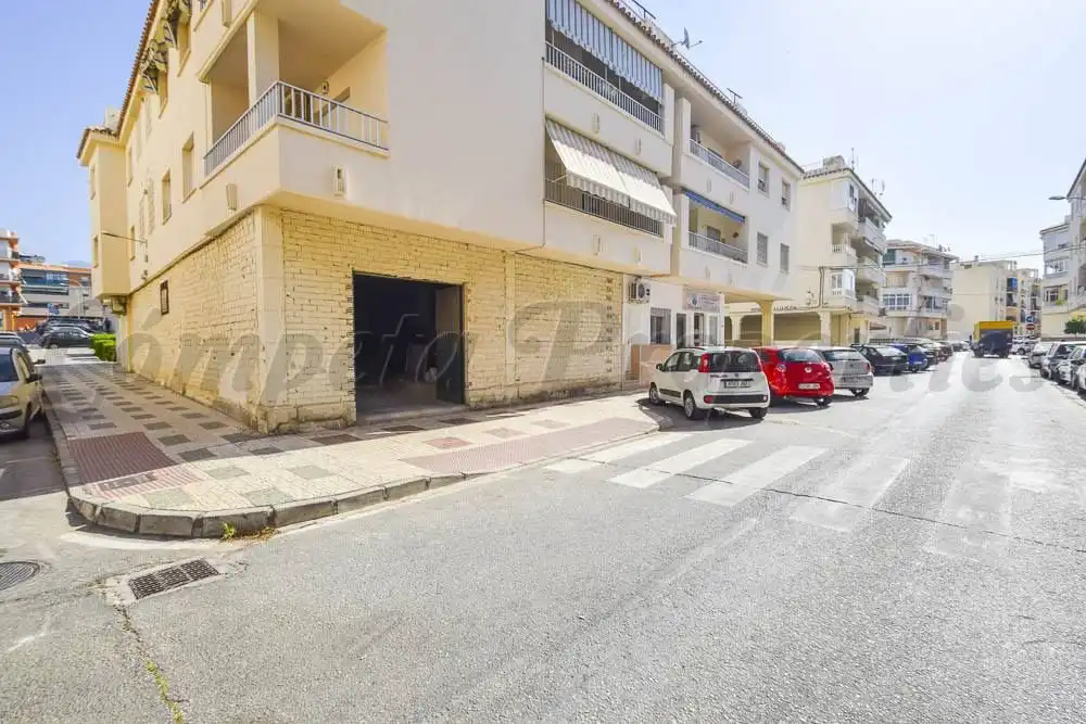Außenansicht von Geschaftsraum zur Miete in Nerja