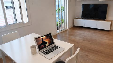 Foto 3 de Piso en venta en Carrer de Travau, El Turó de la Peira, Barcelona Capital