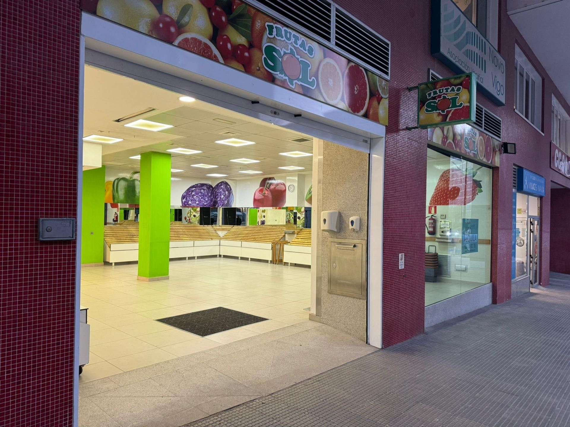 Premises to rent in Vigo   with Air Conditioner