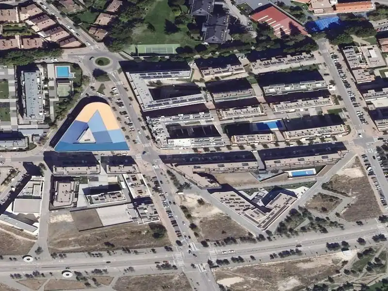 Vista exterior de Pis en venda en Universidad - Las Huelgas
