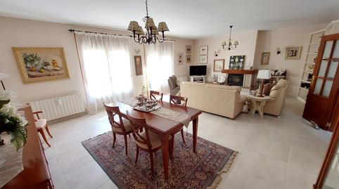 Foto 2 de Casa adosada en venda a Carrer del Dos de Maig, Centre Vila, Barcelona