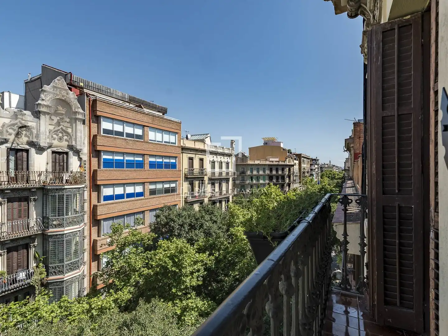 Vista exterior de Piso en venta en Barcelona con Aire acondicionado, Calefacción y Parquet