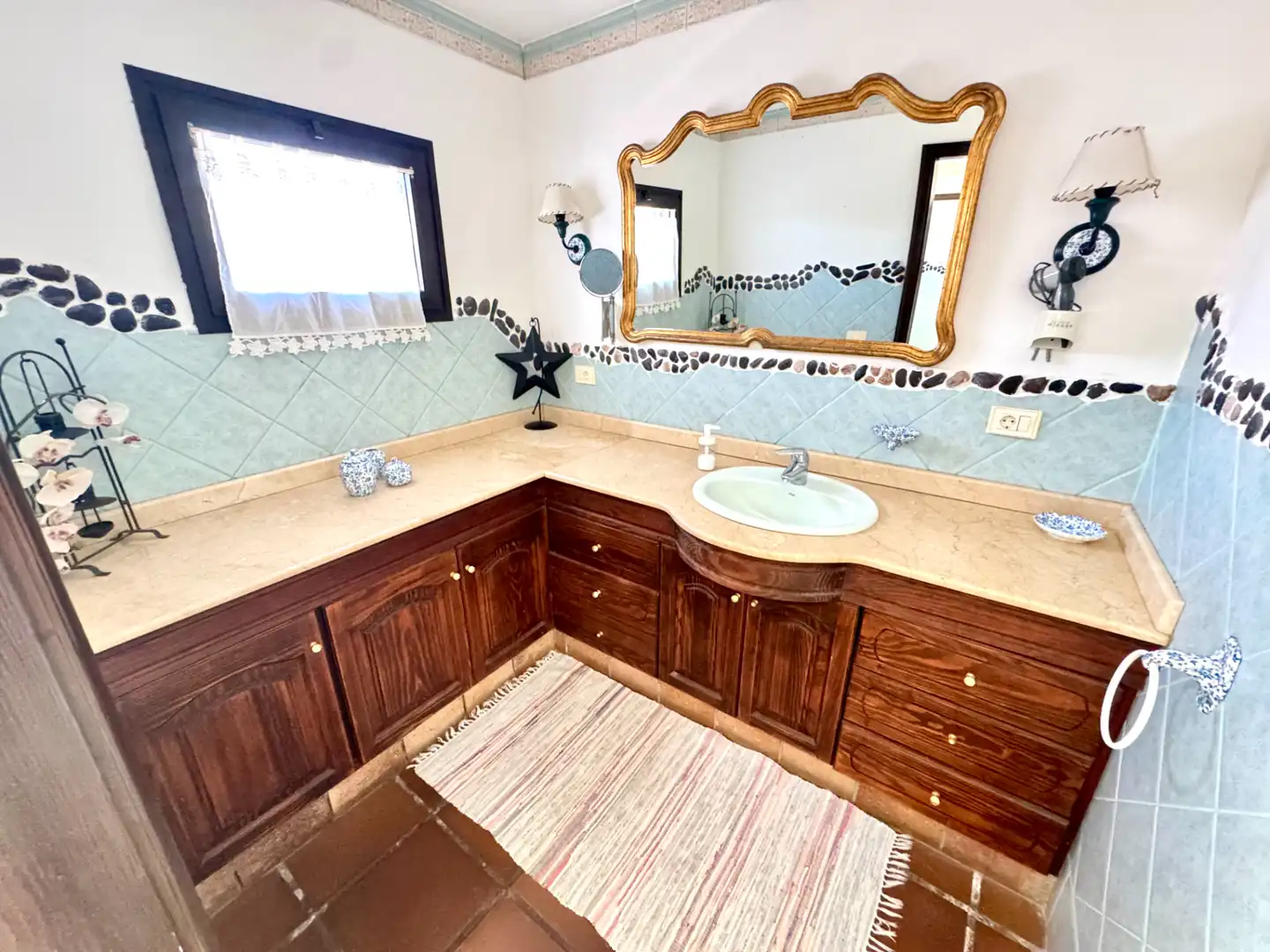 Bathroom of Houses for sale in Tías  with Private garden, Terrace and Storage room