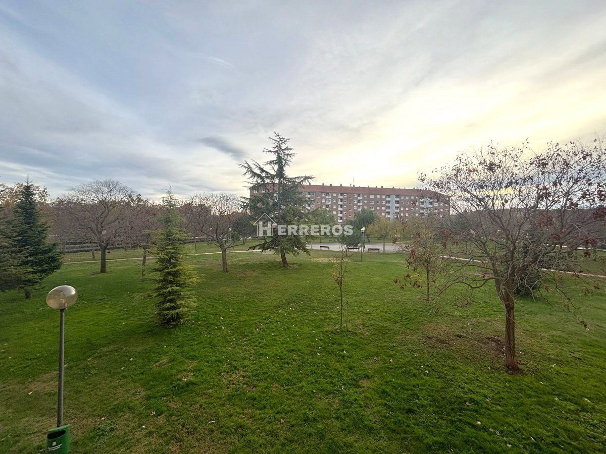 Flat for sale in  Logroño  with Heating, Parquet flooring and Storage room