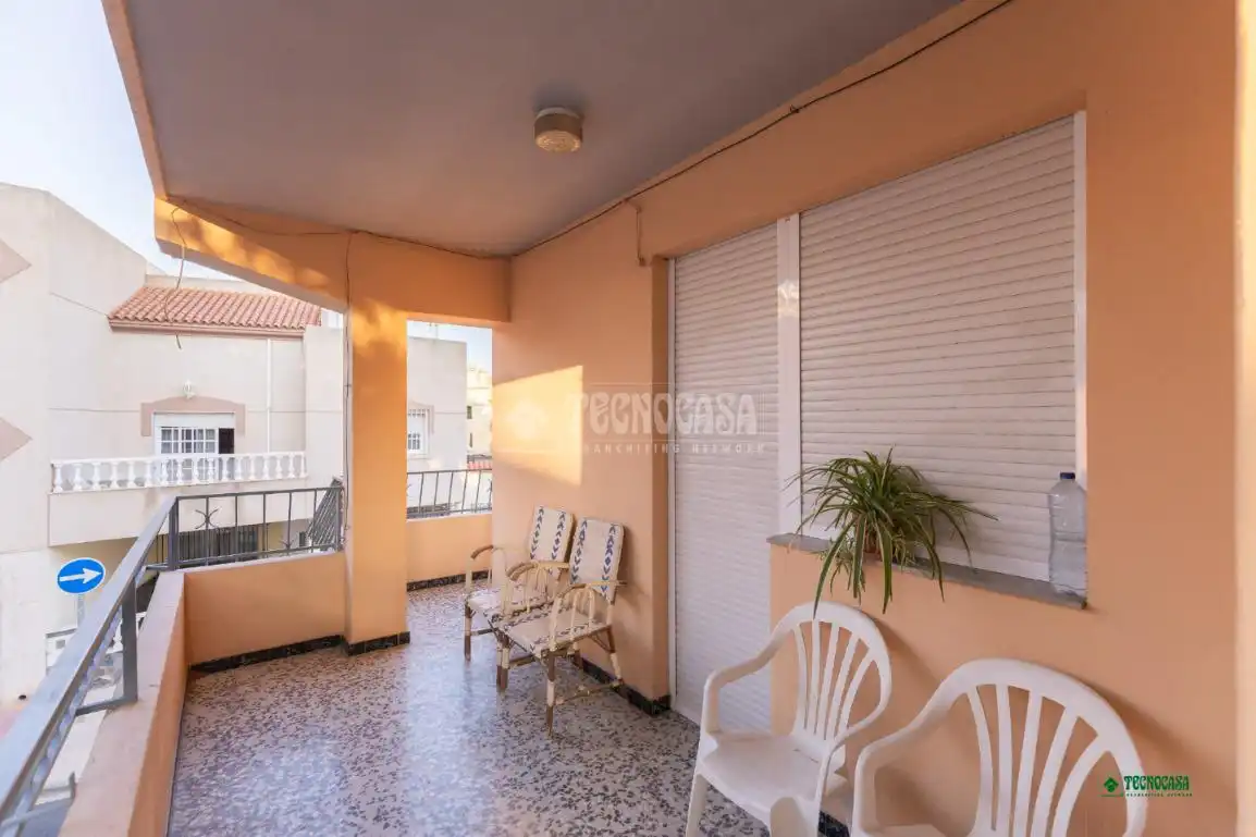 Terraza de Piso en venta en Almería con Aire acondicionado