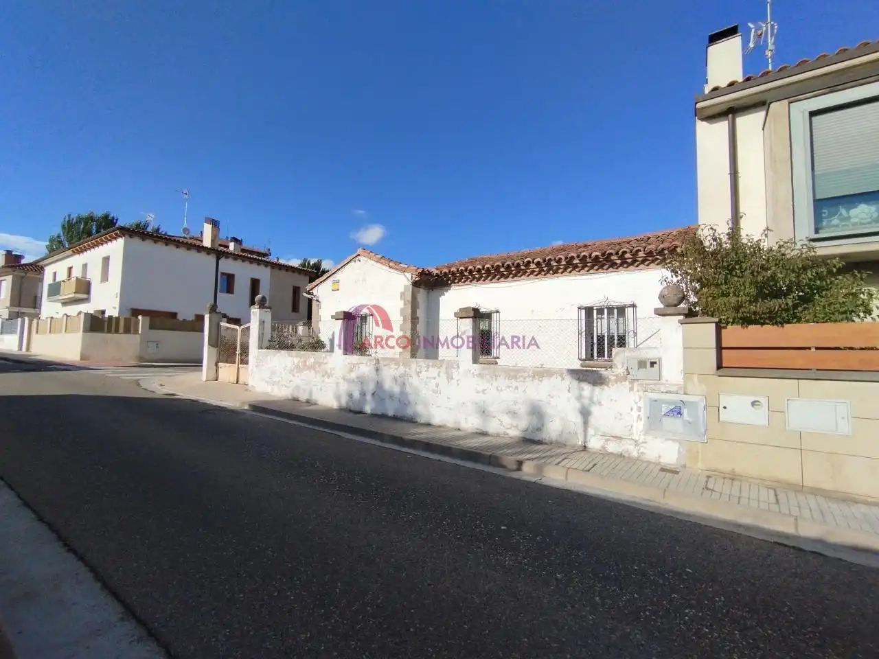 Vista exterior de Casa o chalet en venta en Burgos con Calefacción, Jardín privado y Parquet