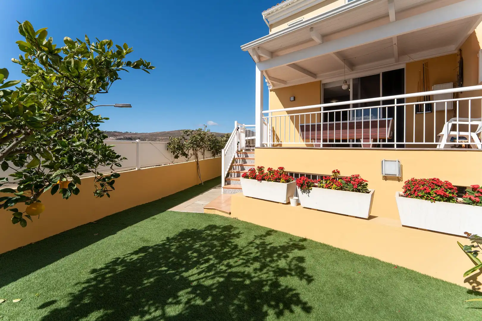 Casa adosada en venta en José Aguiar, Montaña - La Data