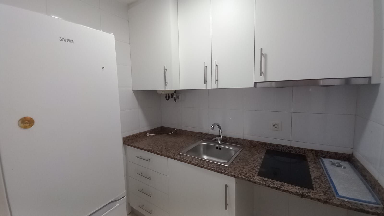 Cocina de Apartamento de alquiler en  Lleida Capital con Aire acondicionado, Calefacción y Amueblado