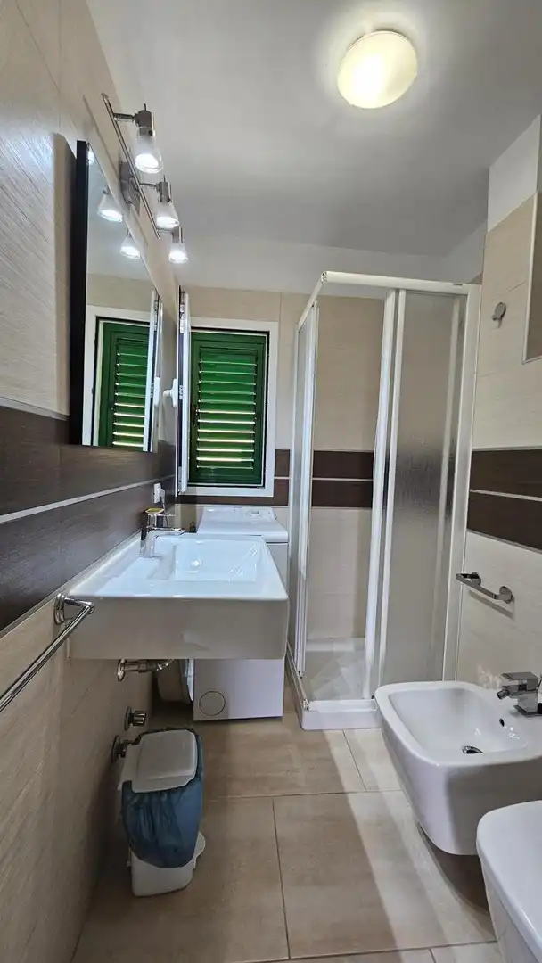Bathroom of Flat for sale in San Bartolomé de Tirajana  with Air Conditioner, Furnished and Community pool