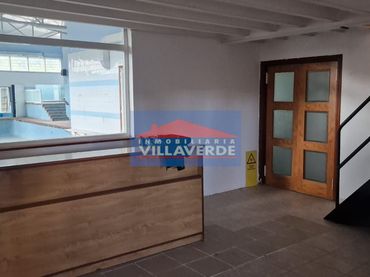 Industrial building to rent in Coiro