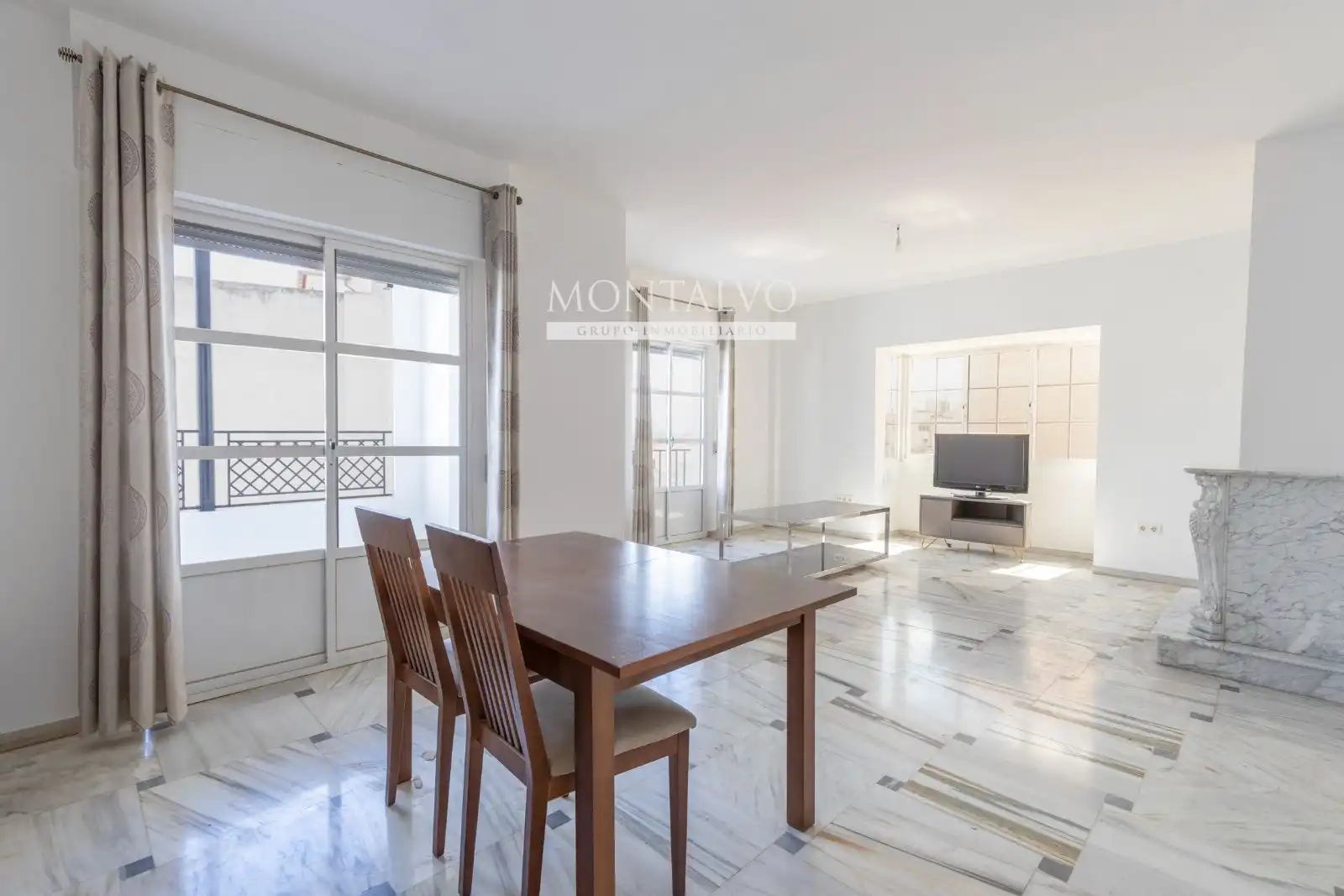 Vista exterior de Ático en venta en Atarfe con Aire acondicionado, Calefacción y Terraza
