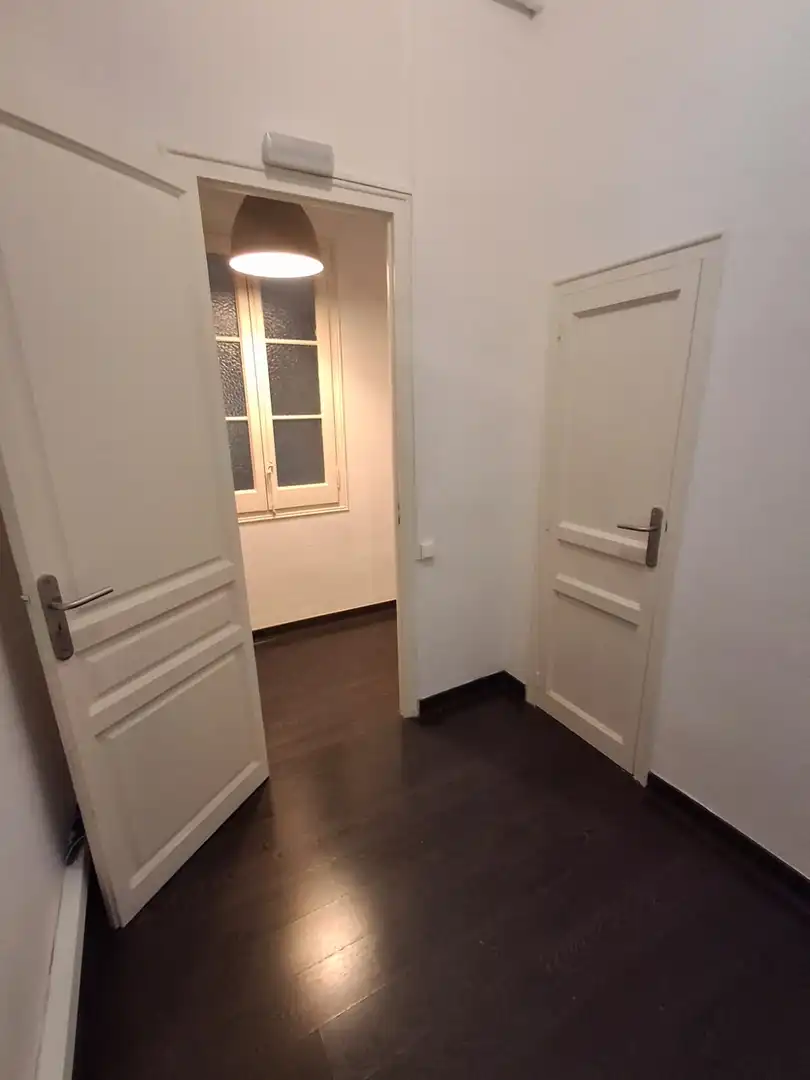Office for rent in Barcelona  with Air Conditioner