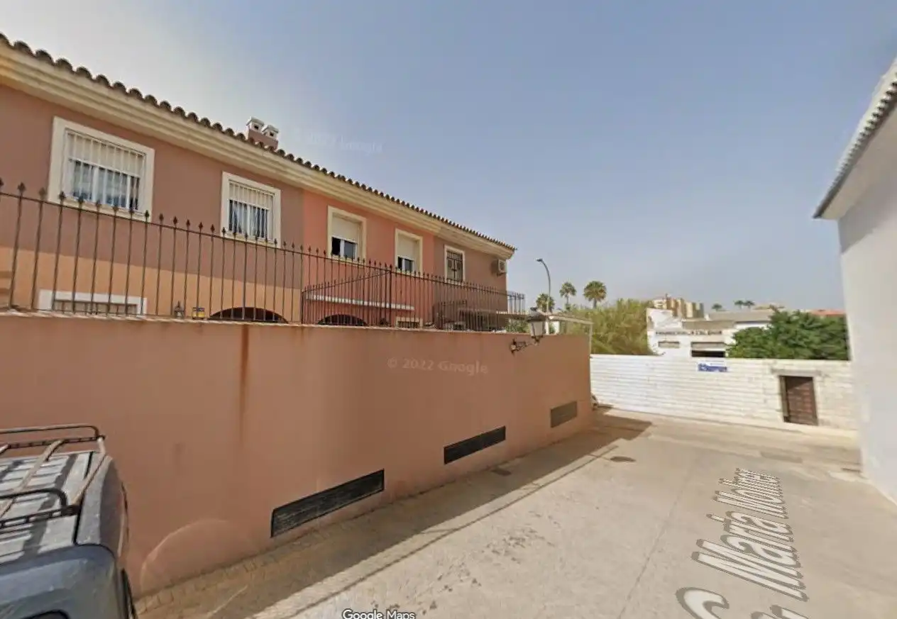 Vista exterior de Piso en venta en La Línea de la Concepción