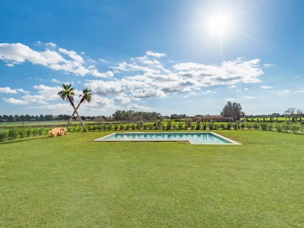 Casa amb piscina en venda a Diseminados Ses Vint