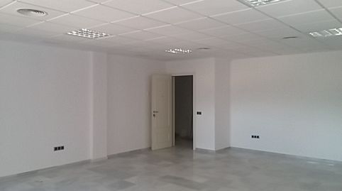 Photo 3 of Premises for sale in C/ Acueducto, La Motilla - Fuente del Rey, Dos Hermanas