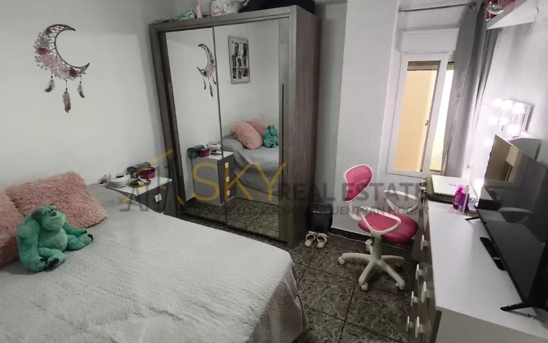 Habitación de Piso en venta en Paterna con Aire acondicionado, Terraza y Balcón