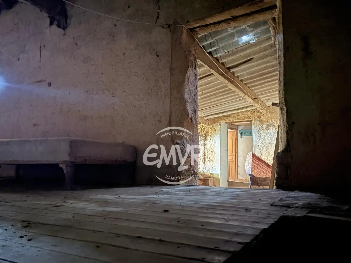 Houses for sale in Bretó  with Private garden