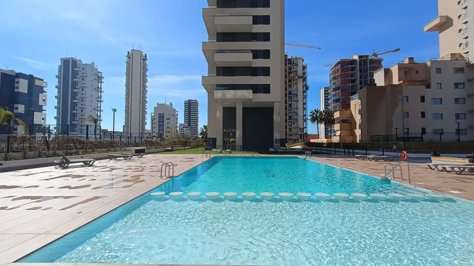 Apartamento con terraza en venta en Marisol Park - Ortembach - Los Almendros, imagen 2